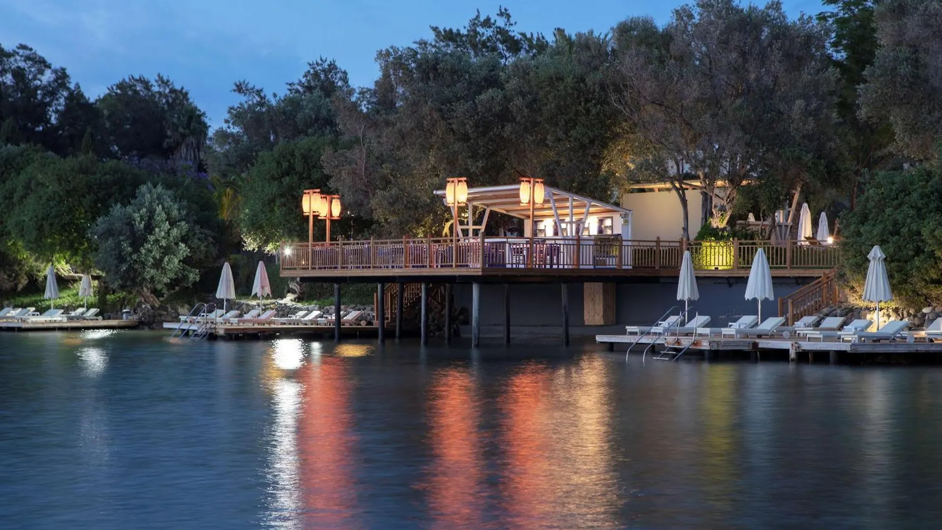 Doubletree By Hilton Bodrum Isil Club Ultra All-Inclusive Resort Torba 5*,